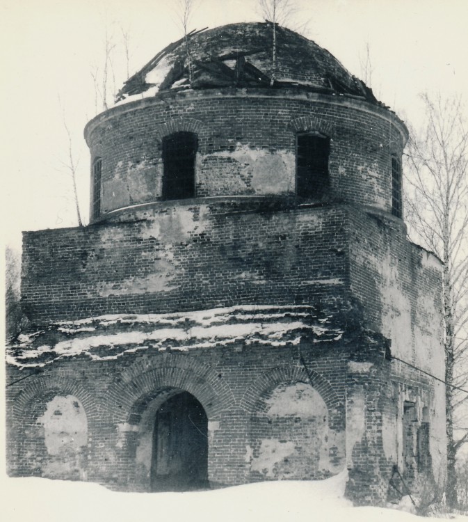 Храм святителя Николая села Дарищи